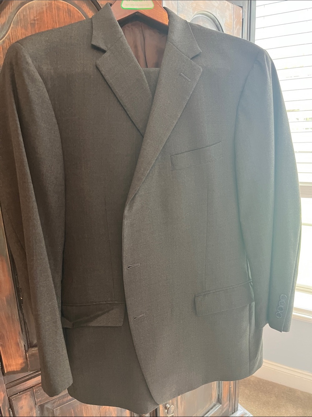 Hart Schaffner Marx Dark Gray Men's Two-Button Suit Jacket